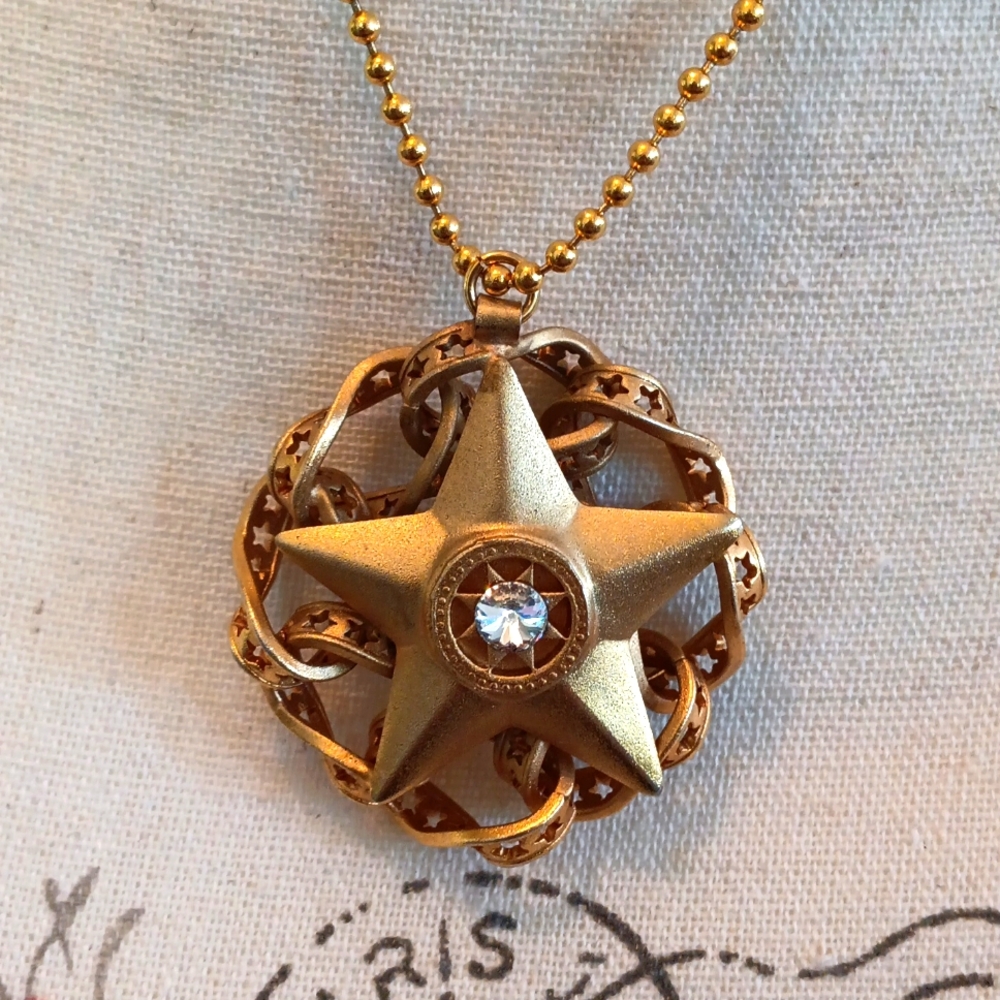 ^ Vintage Particolari Italy Gold Star Pendant Necklace